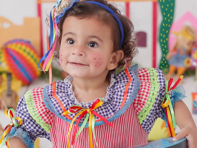 DOCE INFÂNCIA de ALICE - MEMÓRIAS DE AMOR