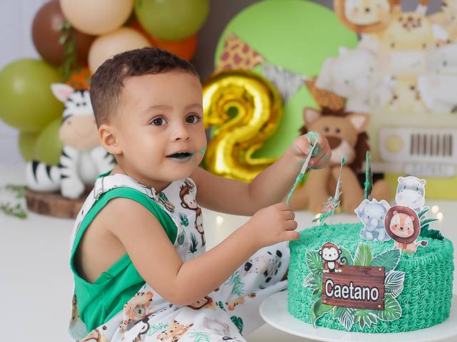 SMASH THE CAKE de SMASH THE CAKE - SELVA - CAETANO