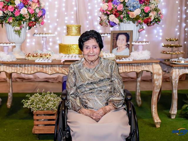 Aniversário de Dona Zinha 100 anos