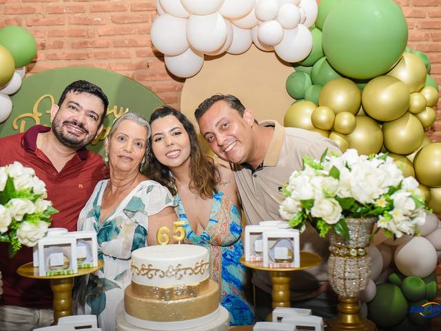 Aniversário de Magda 65 anos