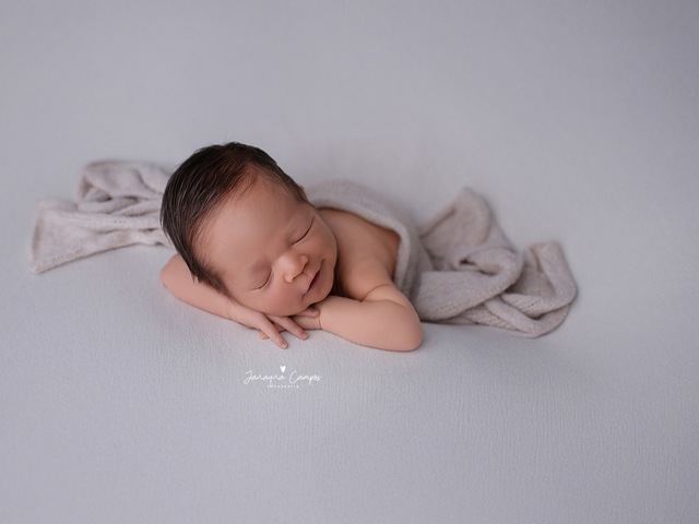 Ensaio Fotográfico Bebé Newborn e Gestante - Janayna Campos portfolio image 3