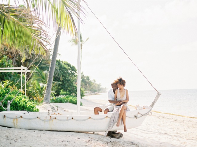 Engagement de TROPICAL BEACH
