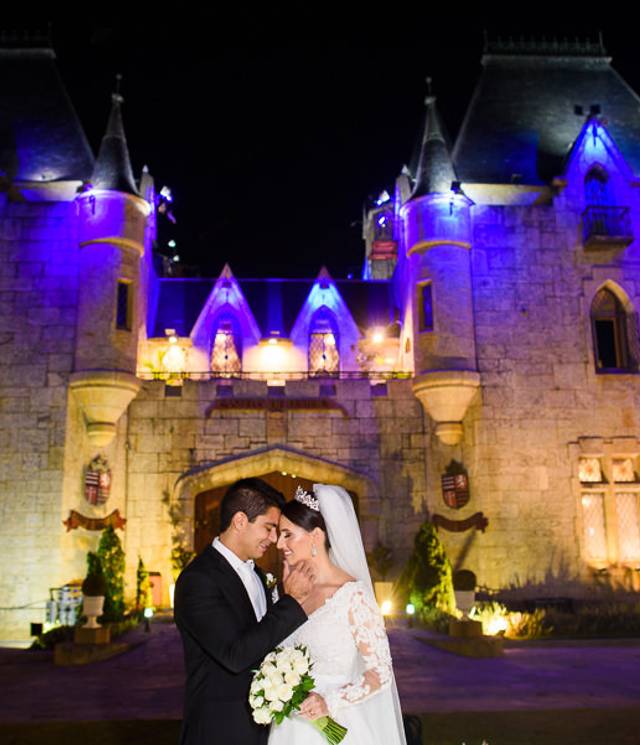 Castelo de Itaipava de July e Conrado