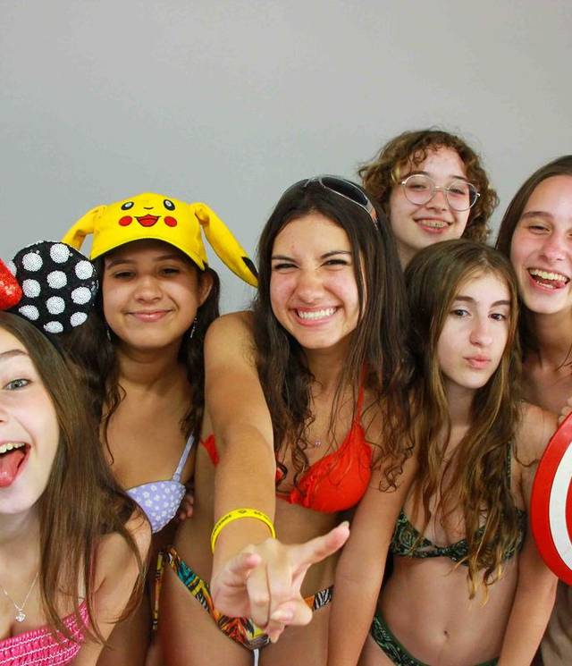 Totem Fotográfico de 15 da Isa