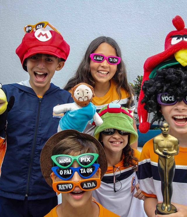 Totem Fotográfico de Colégio Degraus - Itupeva