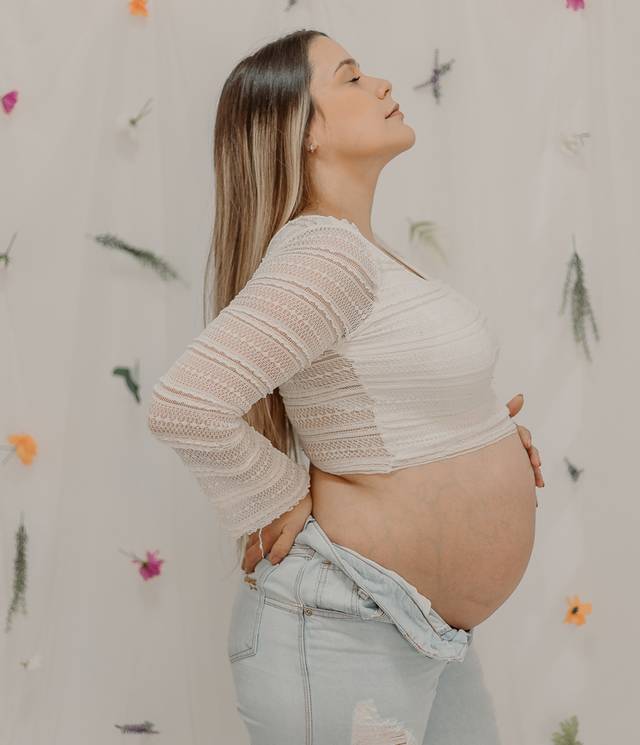 Gestante de Cristiane Macedo