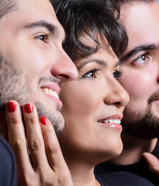 Ensaio mãe e filhos de Yara