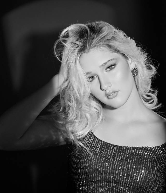 Ensaio 15 Anos de Isabella Possato