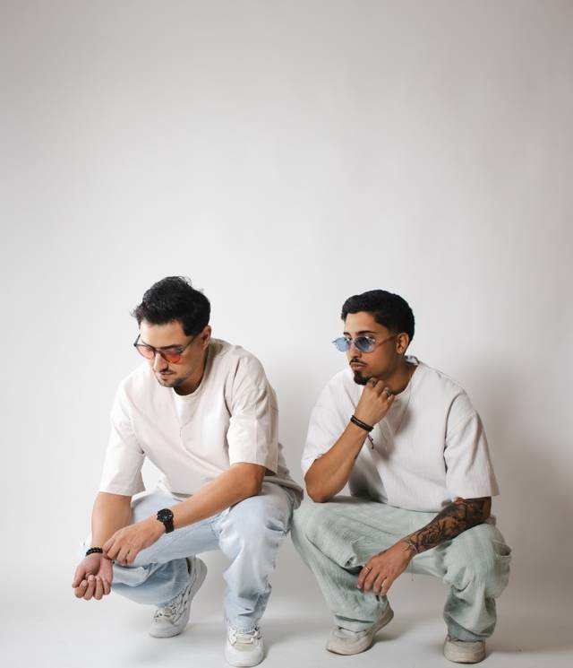 Ensaio de Presskit Dualys