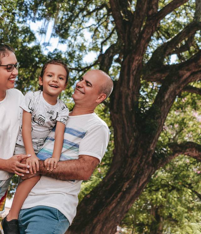 Casais e Famílias de Antônio Gustavo