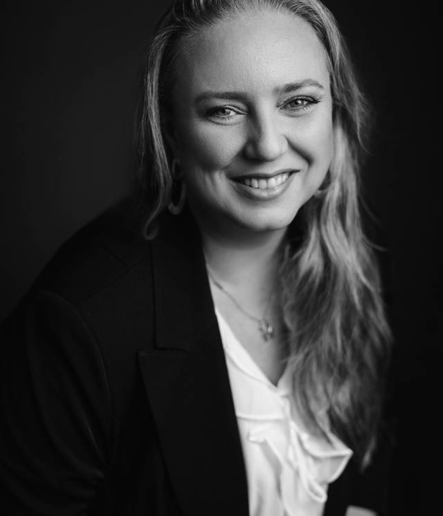 Retrato Corporativo de Vivian Barbosa