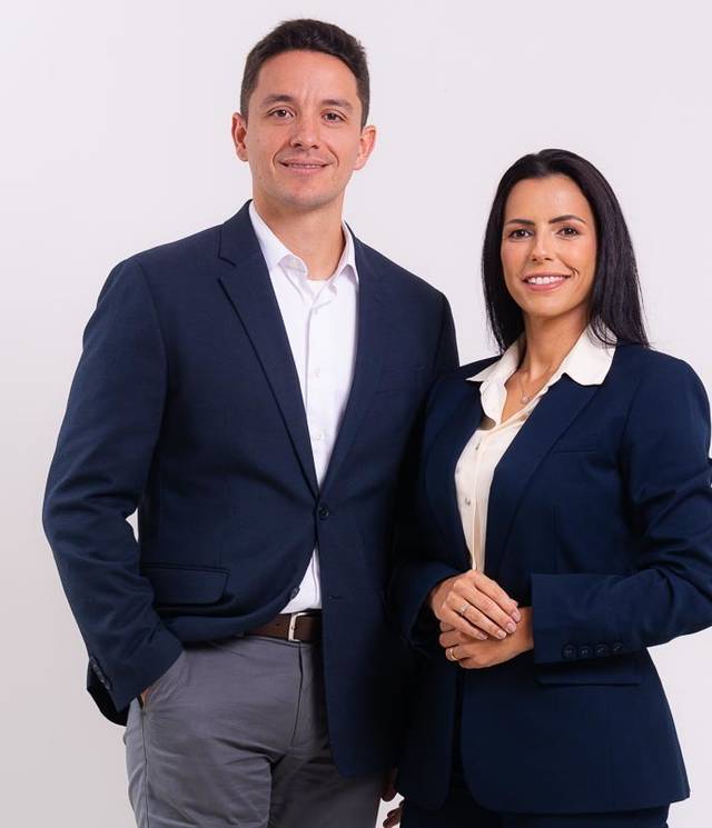 Retratos Corporativos de Vanessa e Alexandre - Advogados