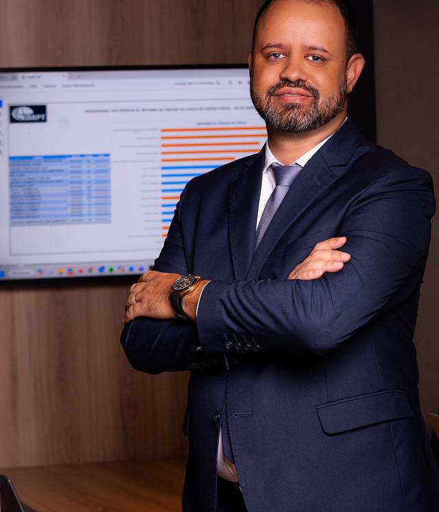 Retratos Corporativos de Renato Alves - Engenheiro