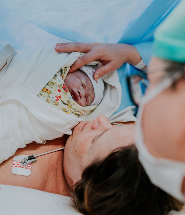 Parto de Nascimento: Lívia