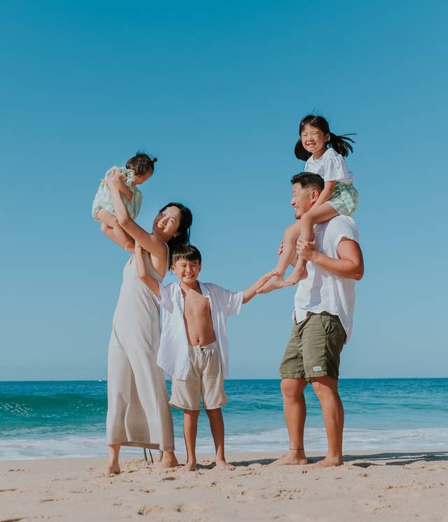 Família & Gestante de Ensaio de família: Okada na Praia do Leblon, RJ 