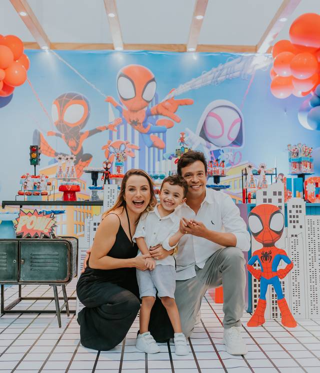 Festa Infantil de 4 anos Lucca na Casa de Festas Nosso Jardim