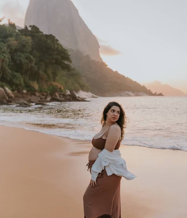 Família & Gestante de Ensaio de gestante na Praia Vermelha, Rj - A espera da Giovana 