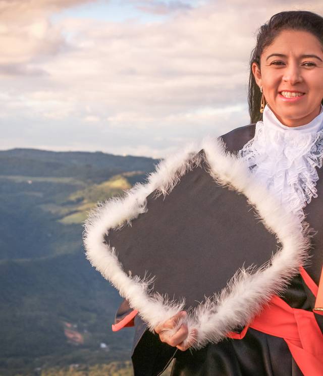 Formatura de Josi Formou