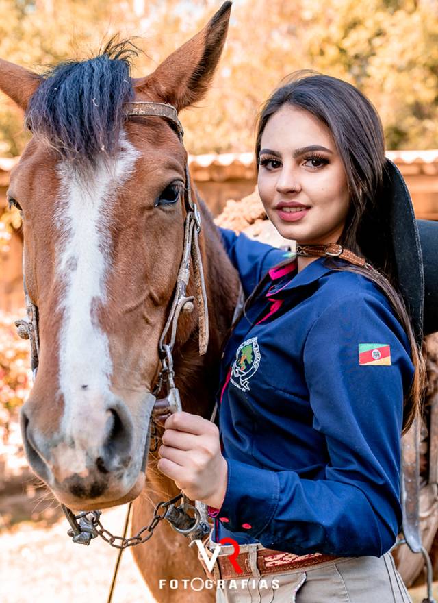 Pré 15 anos de EDUARDA SILVEIRA
