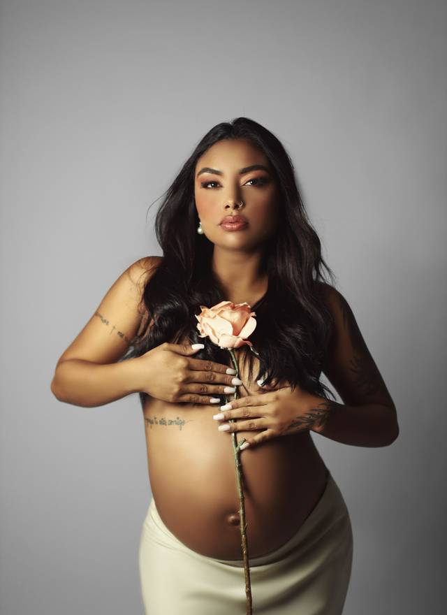 ESTÚDIO de Editorial ESTÚDIO — Gestante Artística