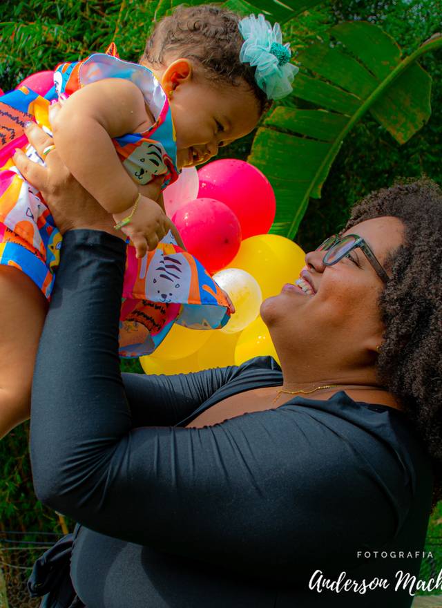 Aniversários de Zorah 1 Ano