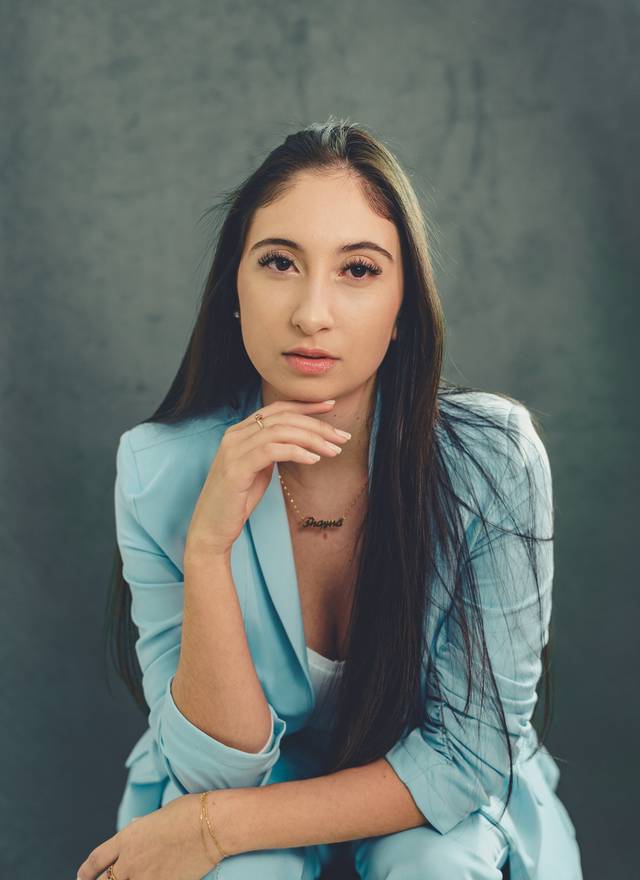 Ensaio Empresarial de Thayna Demetrio