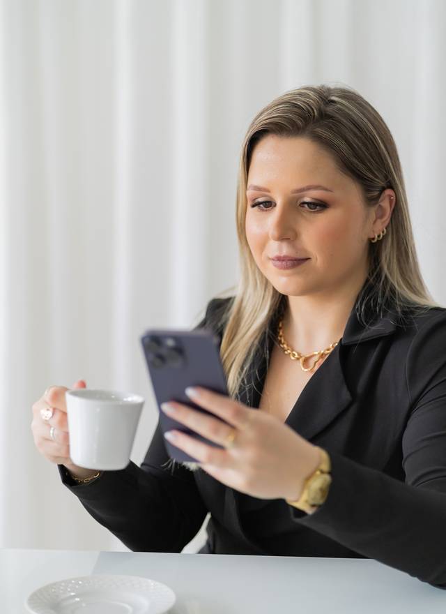 Ensaio Empresarial de Carol Neves