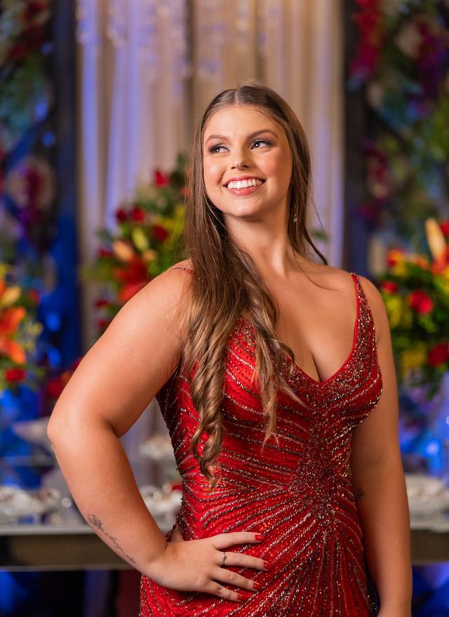 Formaturas de Flávia Dalpiás