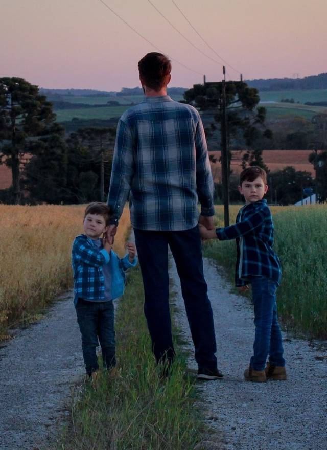 Pai & Filhos de John, Lukas & Tiago