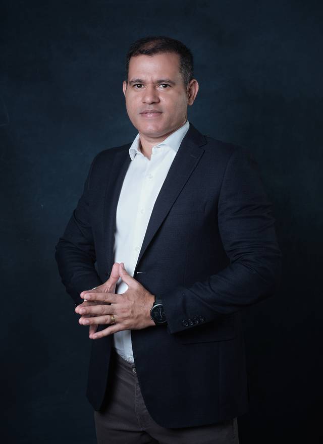 Retrato Corporativo de Vailson Machado