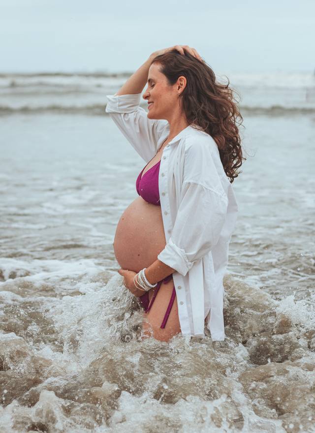 Gestantes de Ensaio Gestante em Santos | Ensaio de Gestante na Praia do Gonzaga em Santos/SP | Fotografo em Santos - Igor Vilares Fotografia