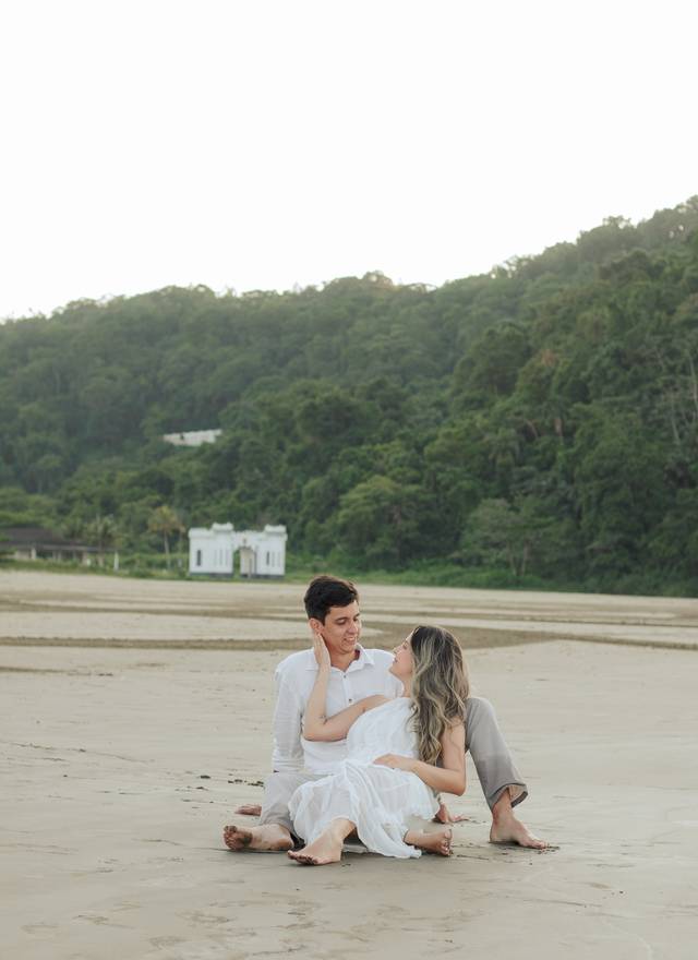 Ensaios de Ensaio Pré Wedding na Praia do Canto do Forte em Praia Grande | Bruna & Humberto