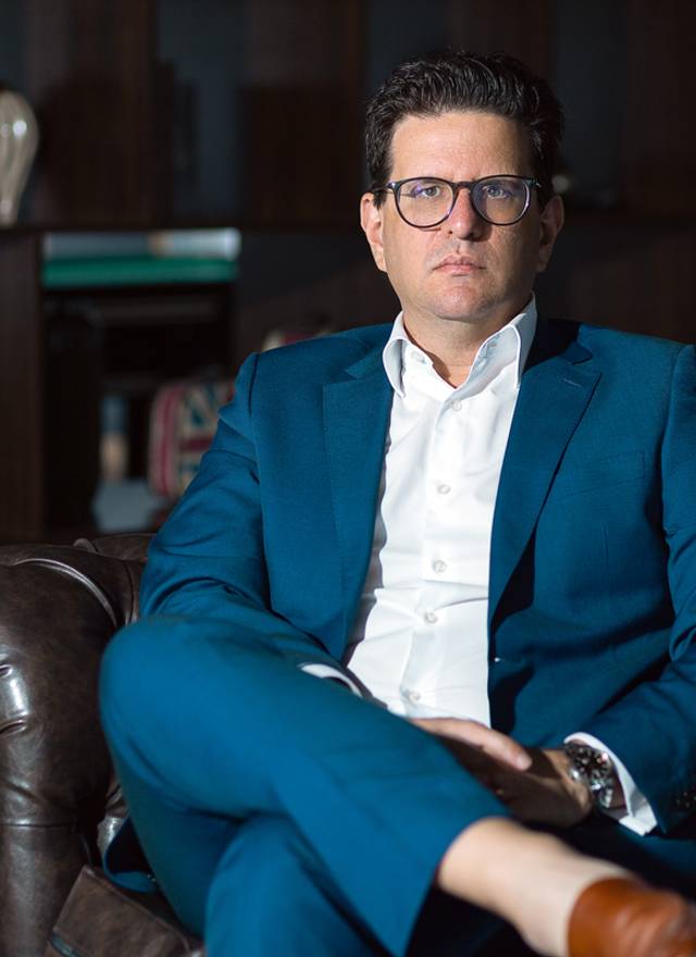 Retratos Corporativo de Roberto