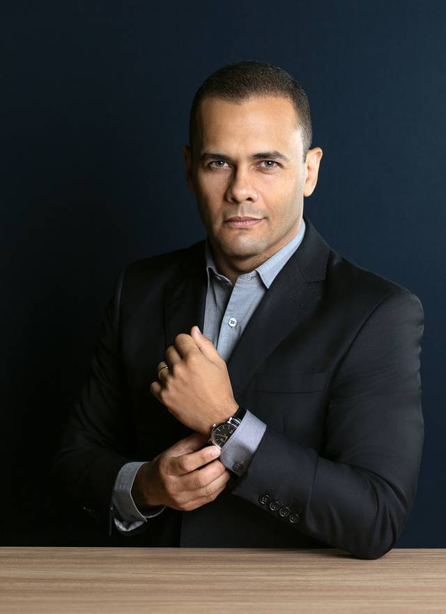 Retratos Corporativo de Lázaro Contreras (Empresário)