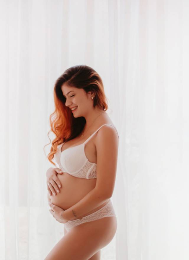 Gestante de A espera da Isis