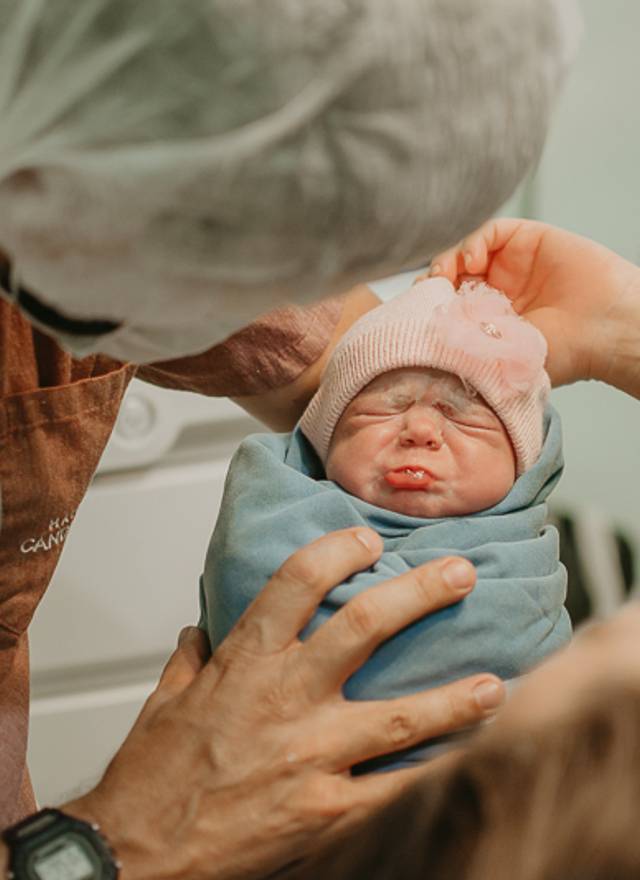 Parto de A chegada da Laura