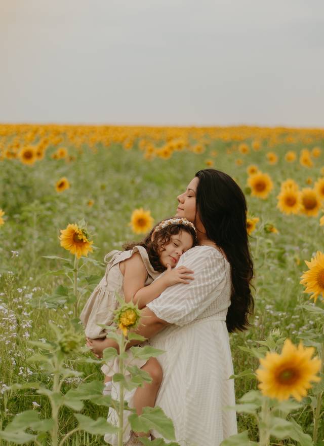 Familia de Sofia - ensaio no girassol