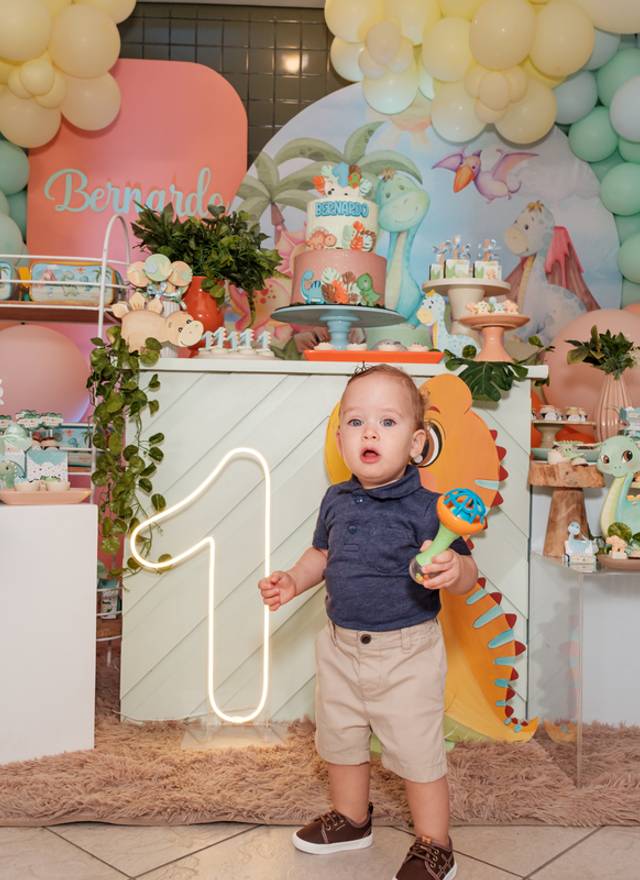 Aniversáio Infantil de Aniversário Bernardo  1 ano & Batizado  1 ano