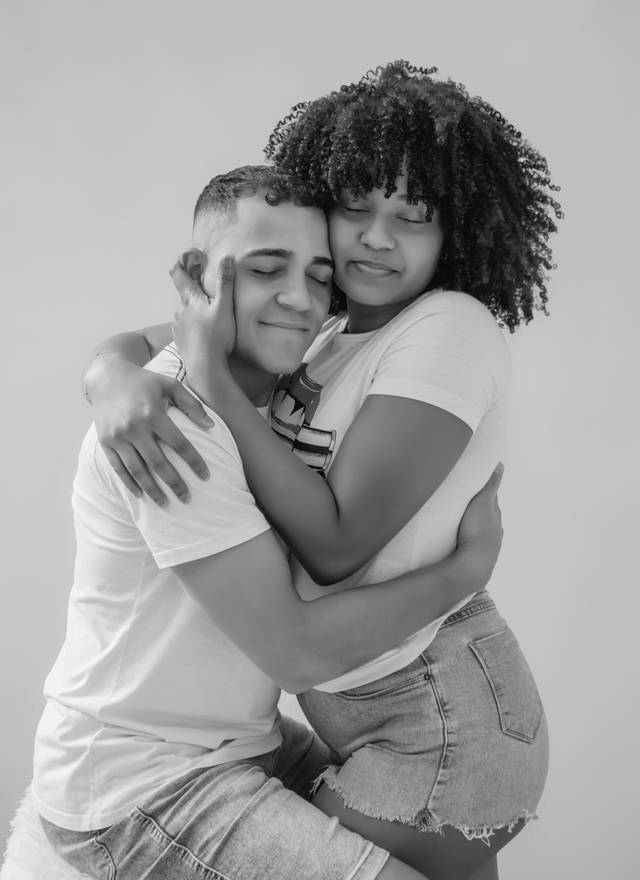 Casal de Daniele e Julio