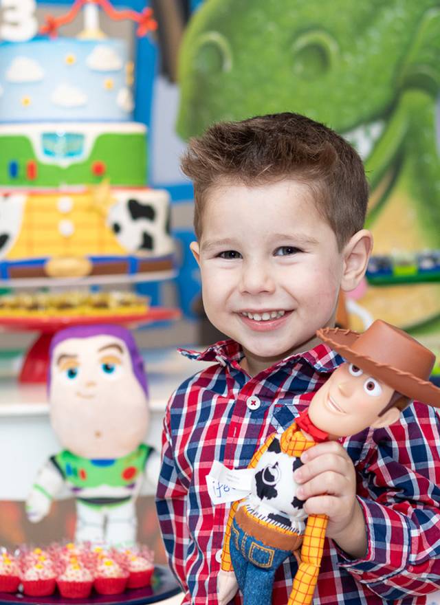 Aniversários de Douglas faz 3