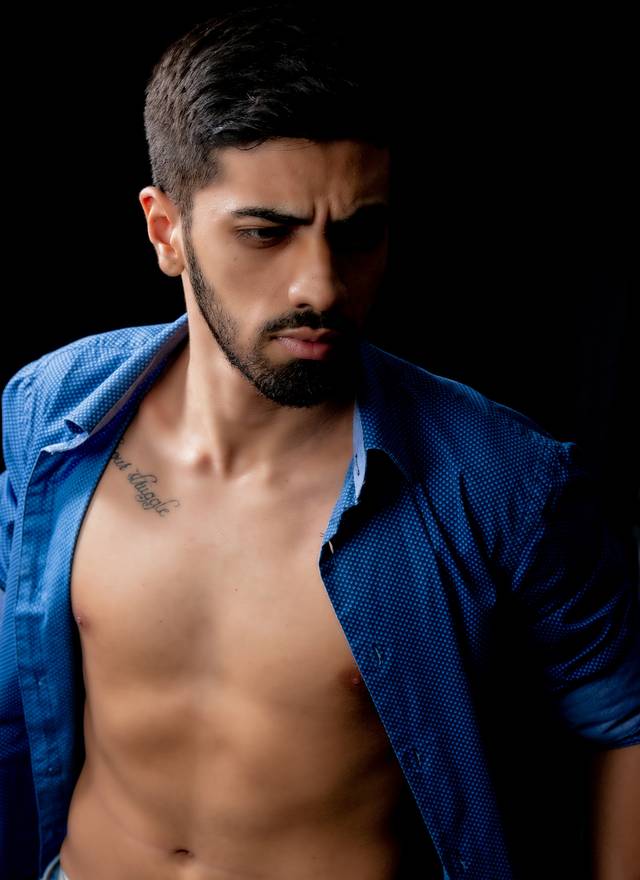 ESTÚDIO  de Guilherme Uriel