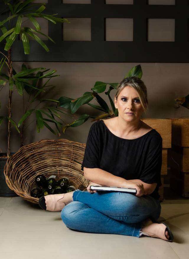 POSICIONAMENTO DE IMAGEM de Monia Macedo - Arquiteta