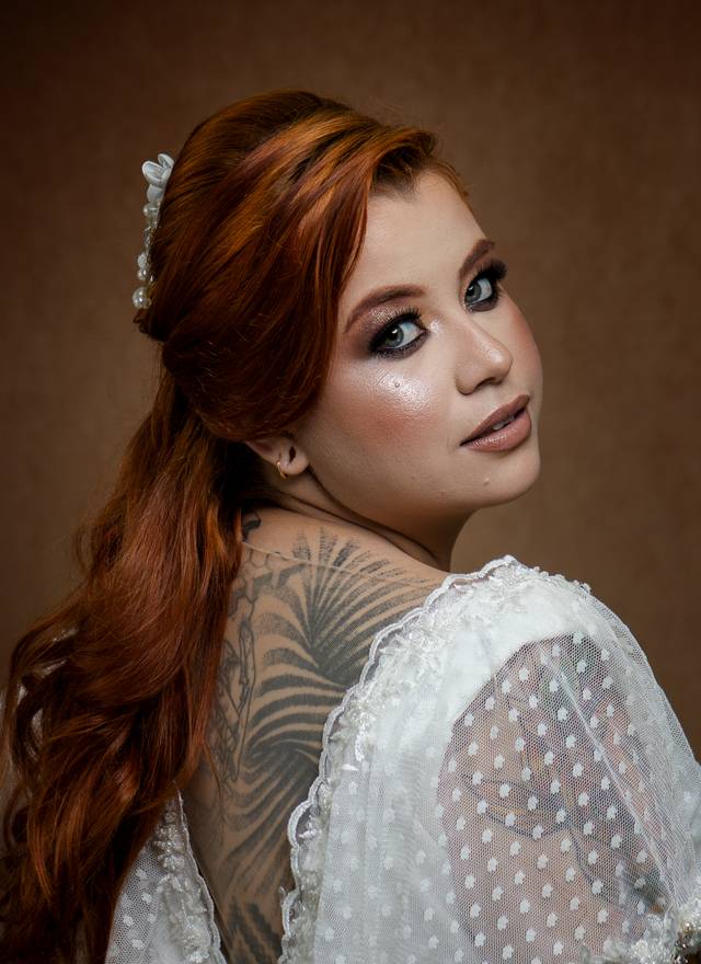 BEAUTY  de Caroline Quaterman