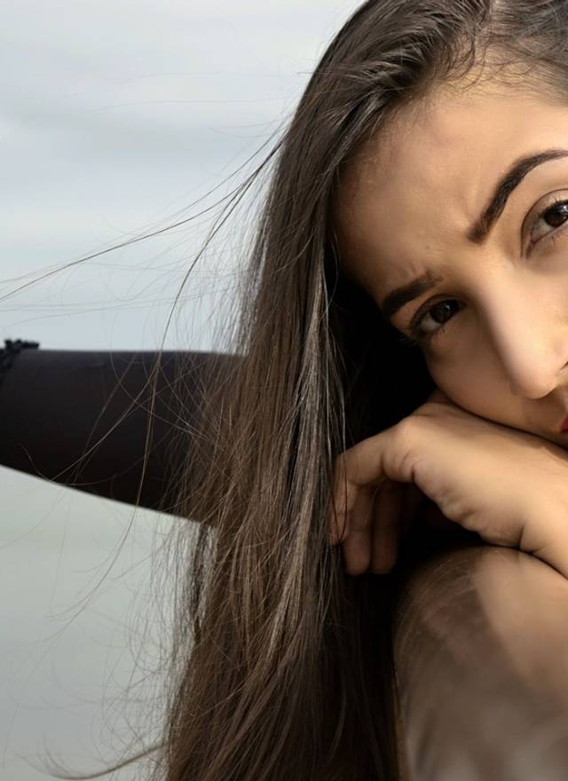 ENSAIO FEMININO de J U L I A N A