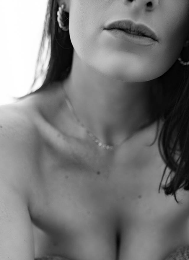 Ensaio Sensual de Você Única  - Éllin