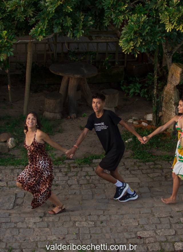 Ensaios de Ensaio fotográfico da família da Dicla Larchert na Fazenda Cascata
