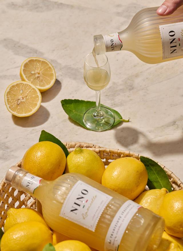 SELECTED WORKS de Grupo Alife Nino — Mais de 5 anos construindo linguagem visual para gastronomia e lifestyle