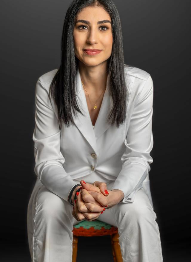 Corporativo de Taís De Rossi