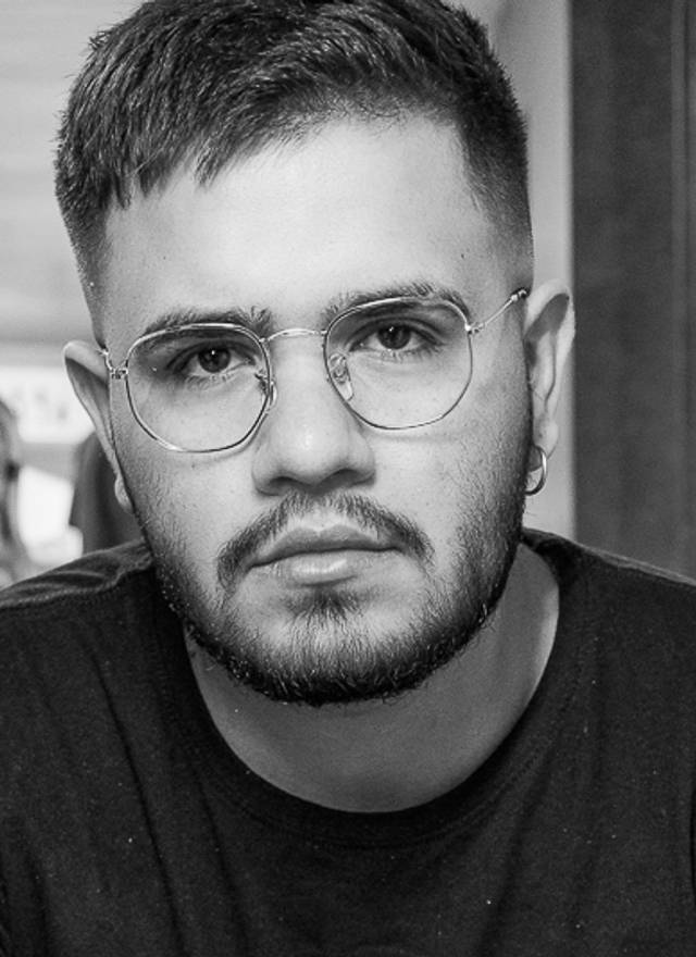 Corporativo de Luan Carlos