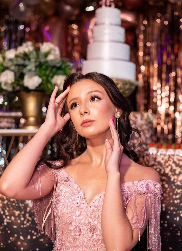 ANIVERSÁRIOS de Anna Julia - 15 Anos